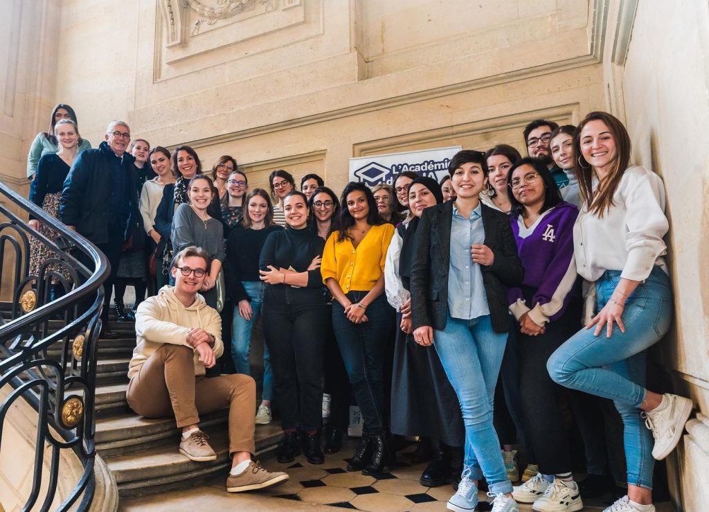 L’association Aïda lance l’académie AJA (Adolescents et Jeunes Adultes), la première formation à destination des jeunes ayant fait face à un cancer, en partenariat avec Science-Po Executive Education.